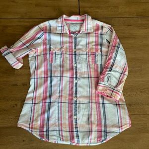 Lightweight button down plaid shirt